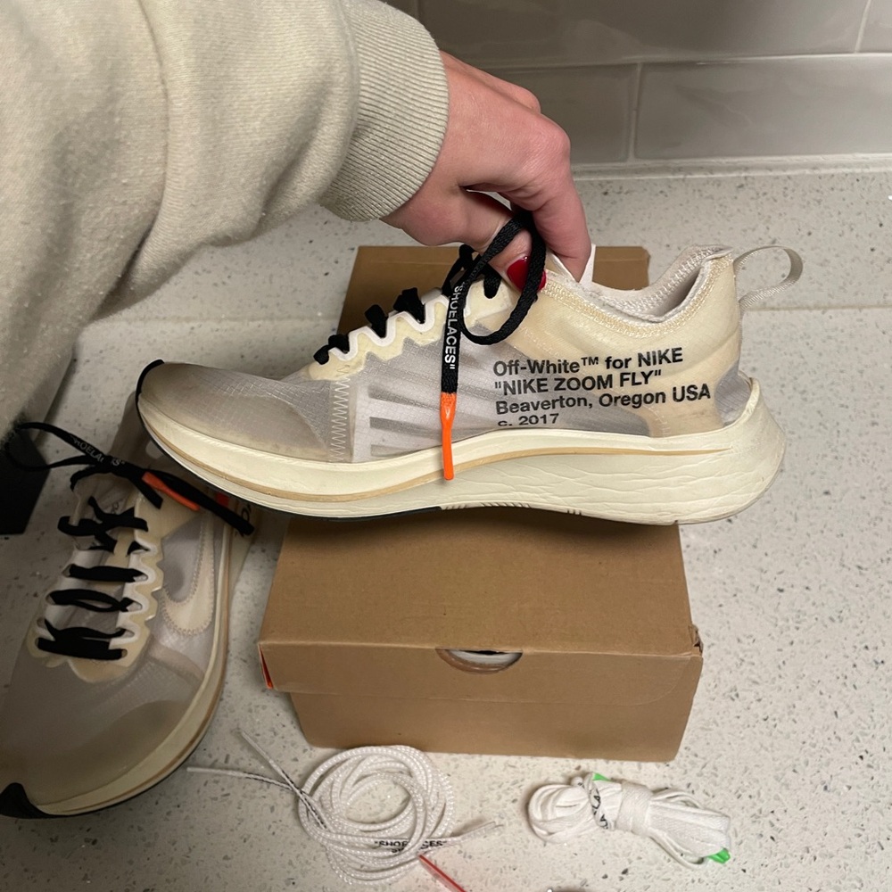 Nike Off-White x Zoom Fly The 10 - Picture 9 of 12